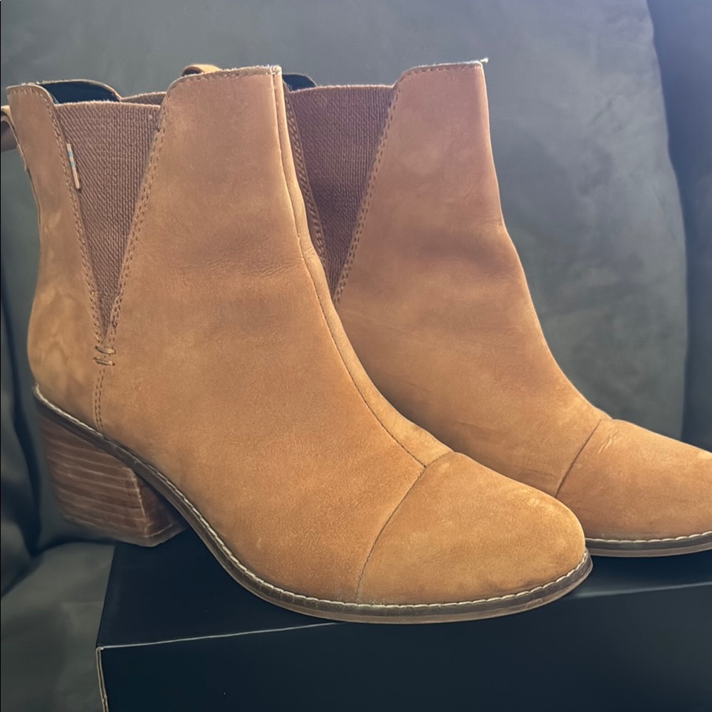 Toms Tan Suede Ankle Boots